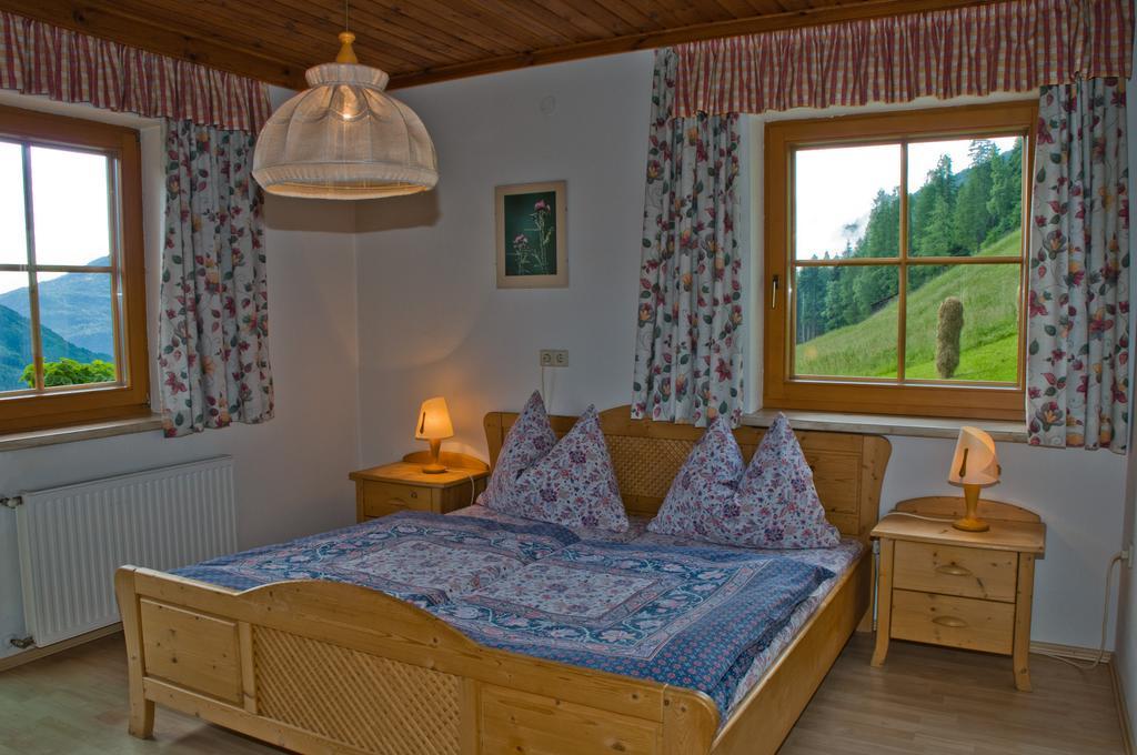 Lercherhof Feld am See Rum bild